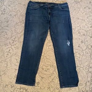 VGUC boyfriend jeans. 18 W